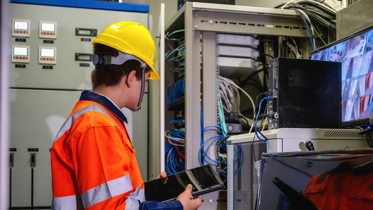 Data Center Fight Could Shape 2028 Race and AI Future