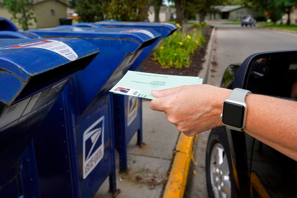 2028 Dem hopeful slaps Trump admin with lawsuit over mail-in-voting after major SCOTUS victory