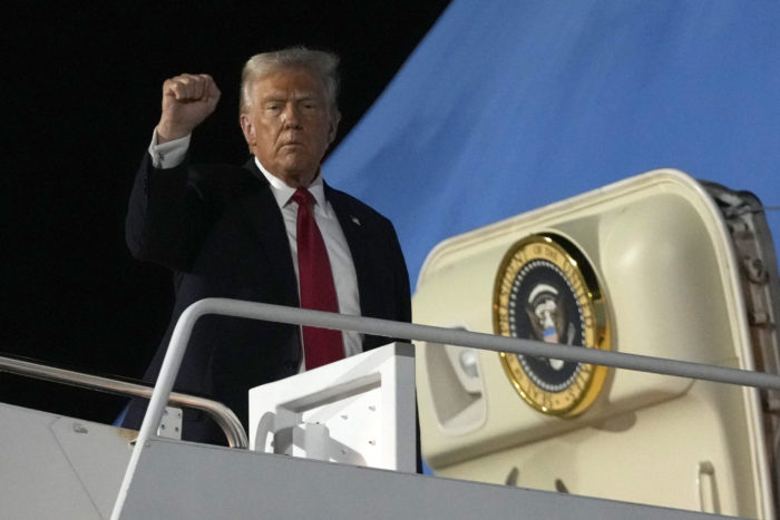 Trump Threatens To ‘Bomb the S**t’ Out of Oman Over Its Talks With Iran | Headline USA