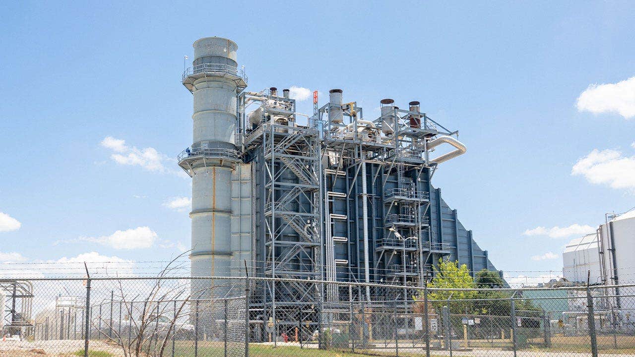 America’s Power Grid Faces Urgent Repair As Demand Surges
