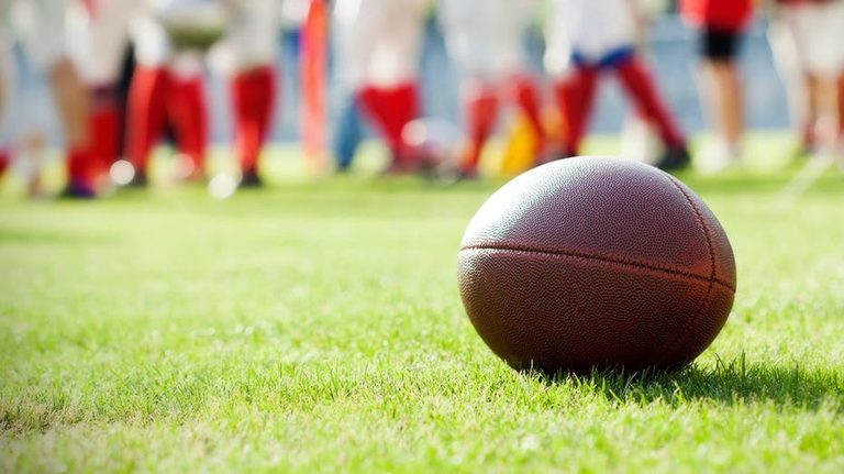William Jewell College mourns junior running back MicahJo Barnett after on‑field tragedy