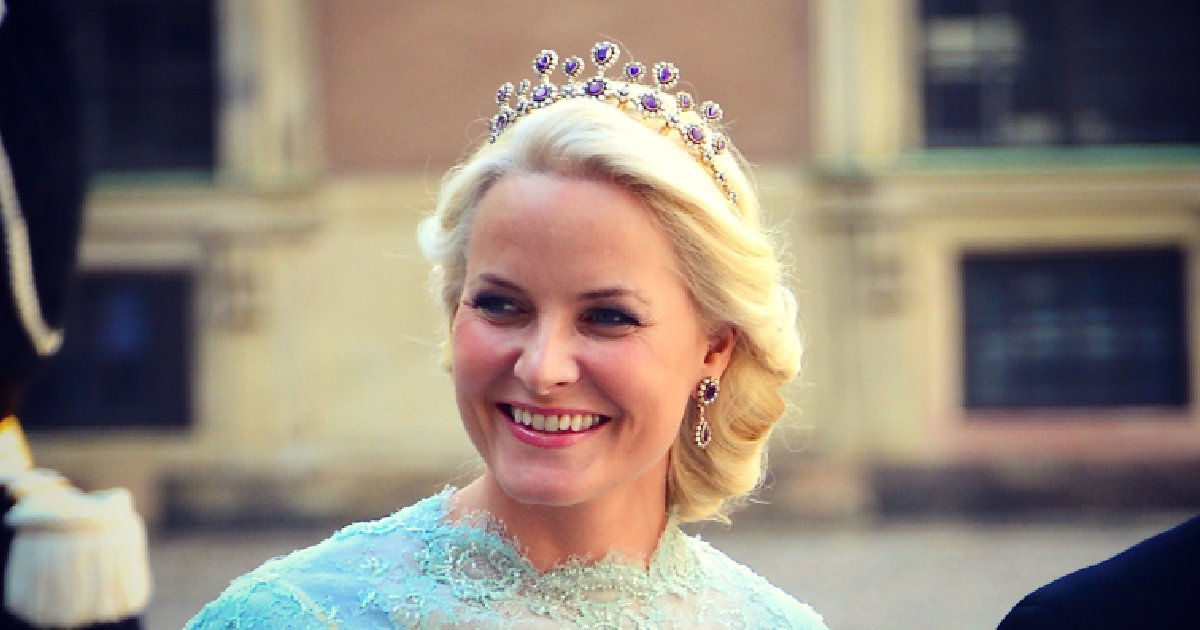 After Jeffrey Epstein Scandal, Her Son’s Conviction for Rape, and a Lung Transplant, Mette-Marit Has Become the New Queen of Norway * The Gateway Pundit * by Paul Serran