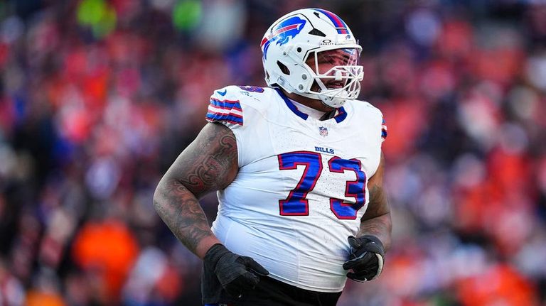 Bills’ Dion Dawkins Picks Up Dog’s Poop on Practice Field