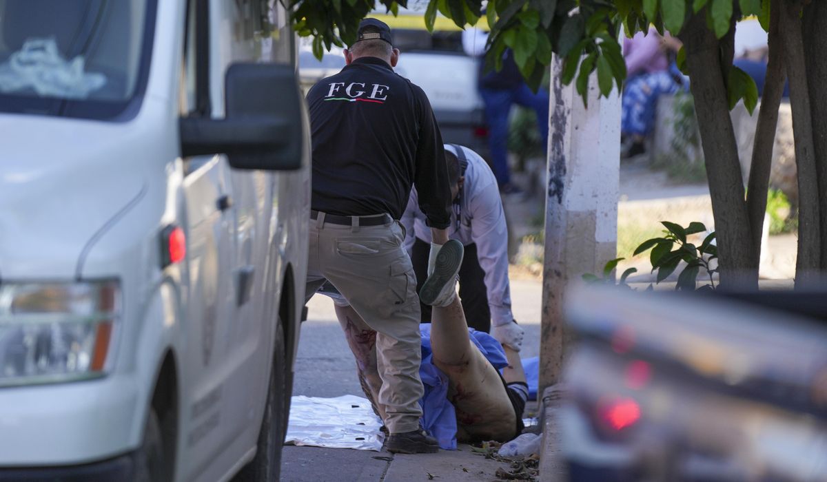 Mexican Creator Livestreaming Killed by Motorcycle Gunmen in Culiacán