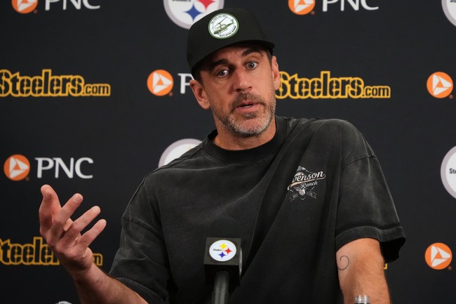 Aaron Rodgers Condemns Tony Fauci As Coward, Declares Fifth