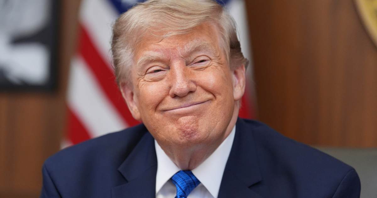 FBI Confirms 10% Violent Crime Drop In 2025 Under Trump - The Joe Messina Show