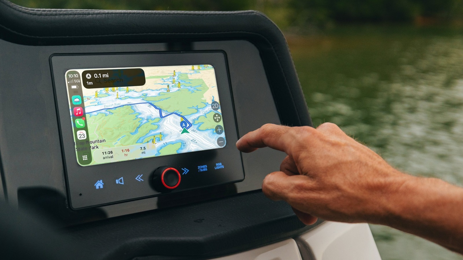 Apple CarPlay And Android Auto Reach MasterCraft Boats