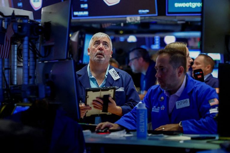 U.S. stock futures slip as Iran tensions lift oil and Treasury yields
