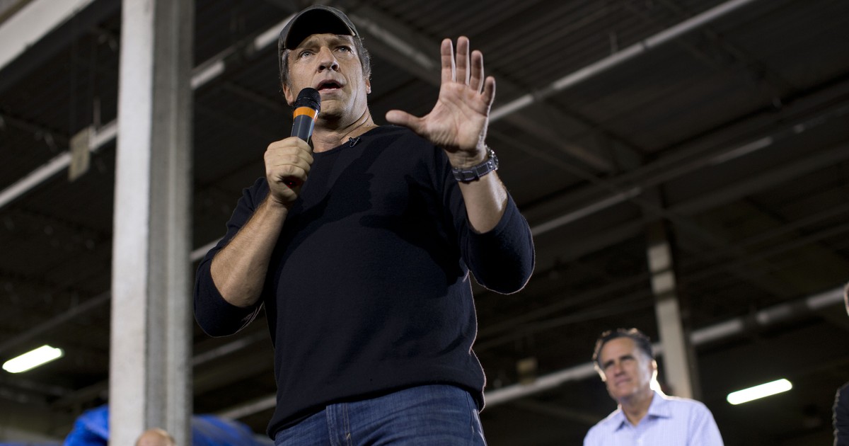 Mike Rowe Defends Free Markets, Slams Democratic Socialism - The Joe Messina Show