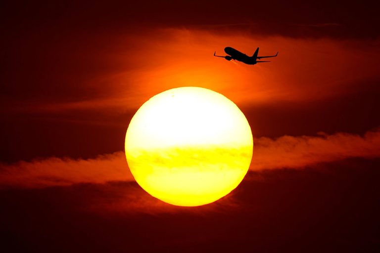 Heat Waves Impact Flight Safety