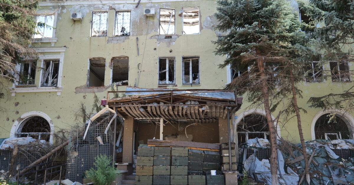 Ukrainians Clinging to Faith in a Frontline Town * The Gateway Pundit * by Antonio Graceffo