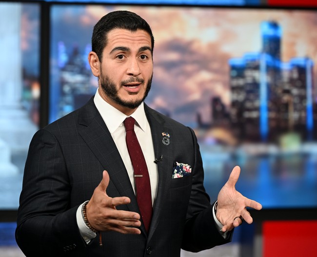 Michigan Democrats Rebel, El-Sayed Tops Primary Polls