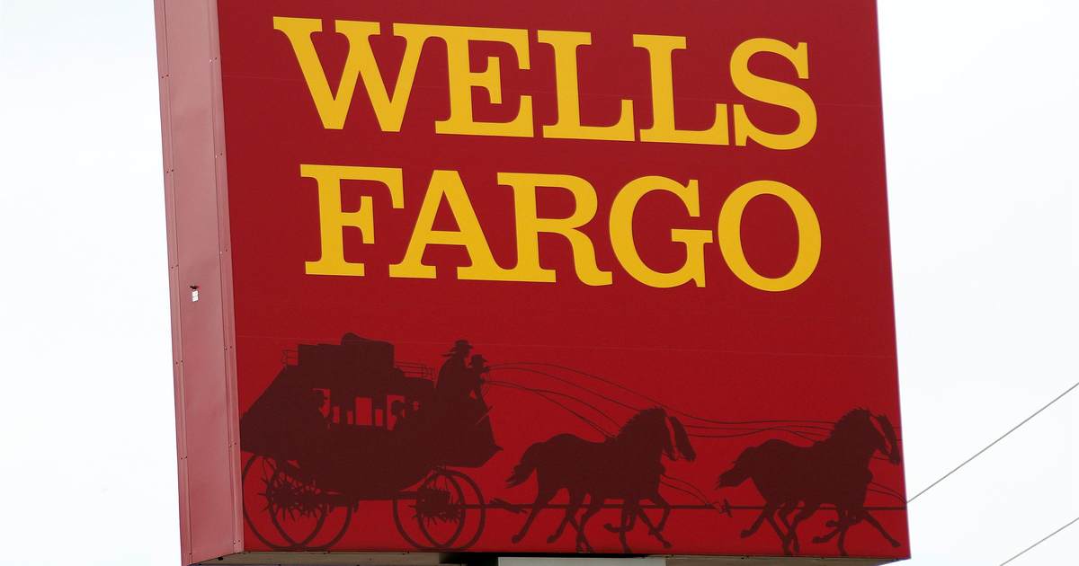 Wells Fargo Executive Facing Heat For Liking Threat Against DeAngelis - The Joe Messina Show