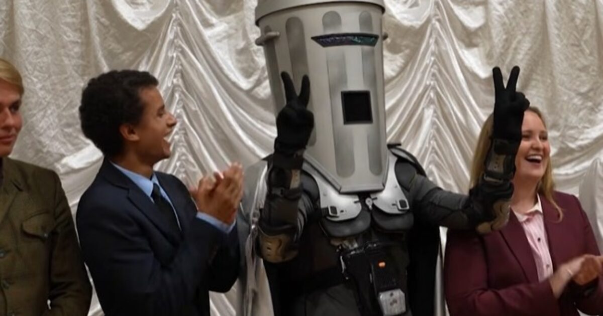 Nigel Farage Wins Clacton election — While a Quarter of Voters Chose a Bin (Trashcan) * The Gateway Pundit * by Peter McIlvenna