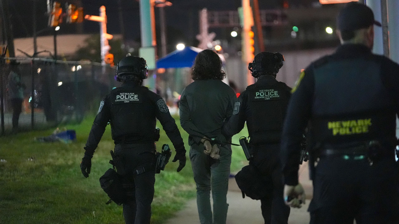 You Don't Have to Help. You Do Have to Police. - The Daily Signal