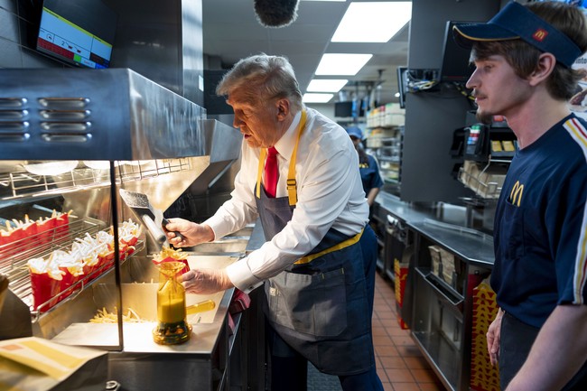 Private Sector Adds 30,000 Jobs, Government Loses 53,000