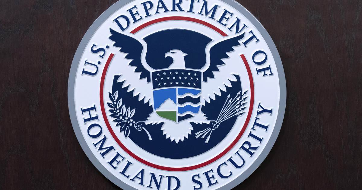 DHS Tech Worker Pleads Guilty After $250,000 Taxpayer Fraud
