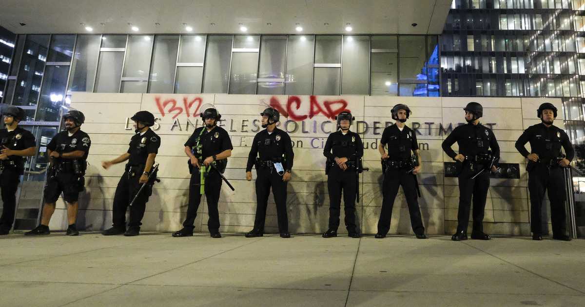 Are Minnesota Prosecutors Ignoring Laws to Charge Police Officers?