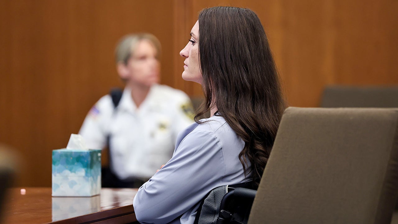 Lindsay Clancy jury deliberates a 6th day, one deadlock report from a possible mistrial
