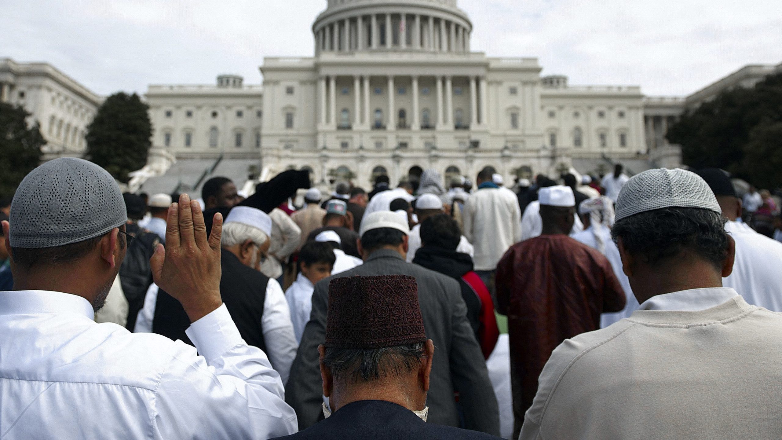 Anyone Who Knows The History Of Islam And The West Knows This Doesn’t End Well - Harbinger's Daily
